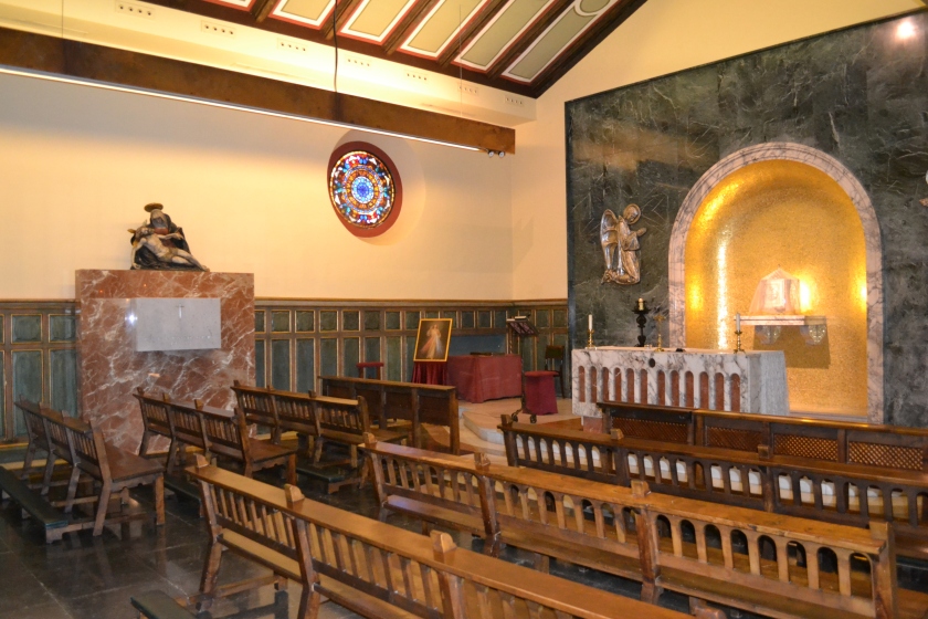 Sepultura de D. José María en la capilla del Santísimo de la iglesia de Santa Maria de Montalegre